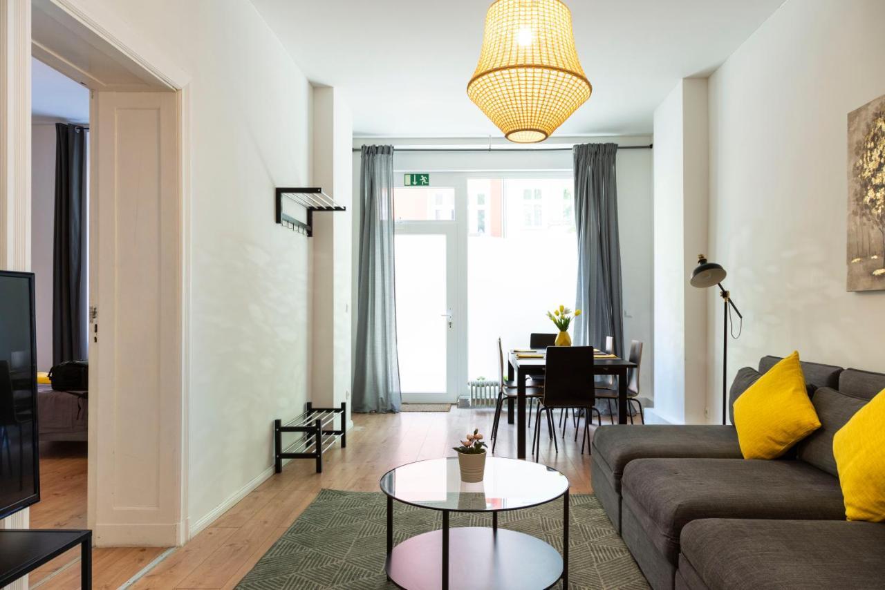 Freshly Renovated 2Br&Lr+Walk-In Rainshower Apartment เบอร์ลิน ภายนอก รูปภาพ
