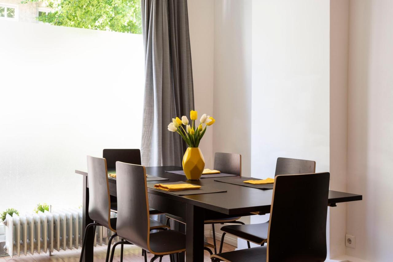 Freshly Renovated 2Br&Lr+Walk-In Rainshower Apartment เบอร์ลิน ภายนอก รูปภาพ