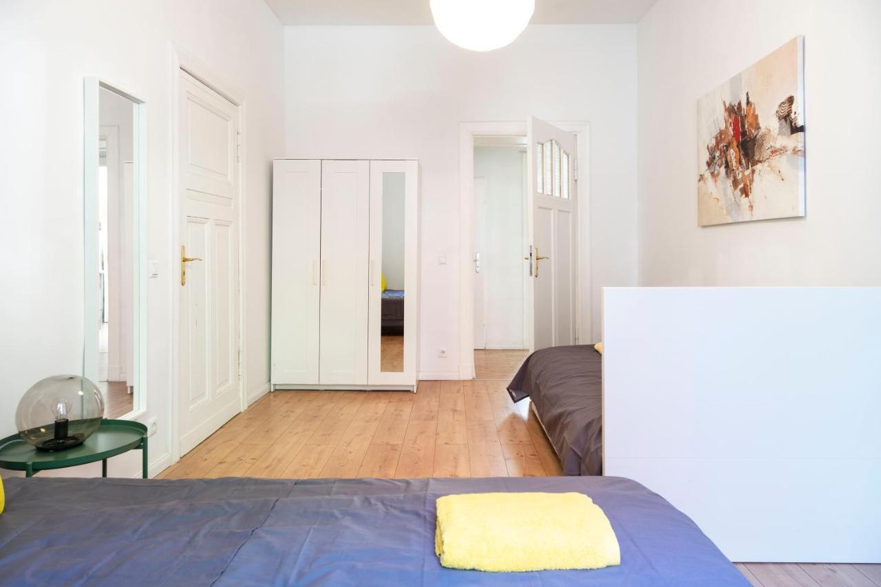 Freshly Renovated 2Br&Lr+Walk-In Rainshower Apartment เบอร์ลิน ภายนอก รูปภาพ
